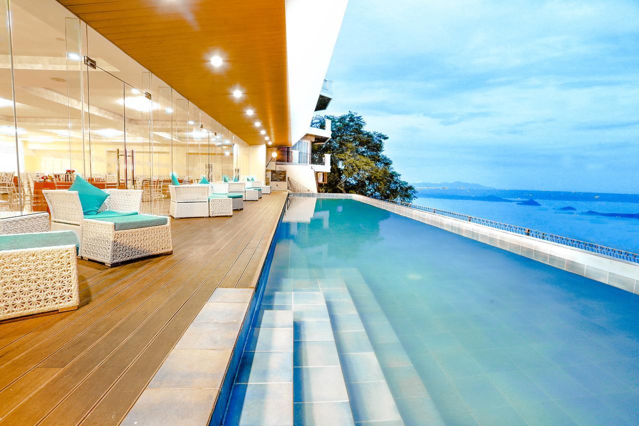 The Lake Hotel Tagaytay Tagaytay City Екстериор снимка