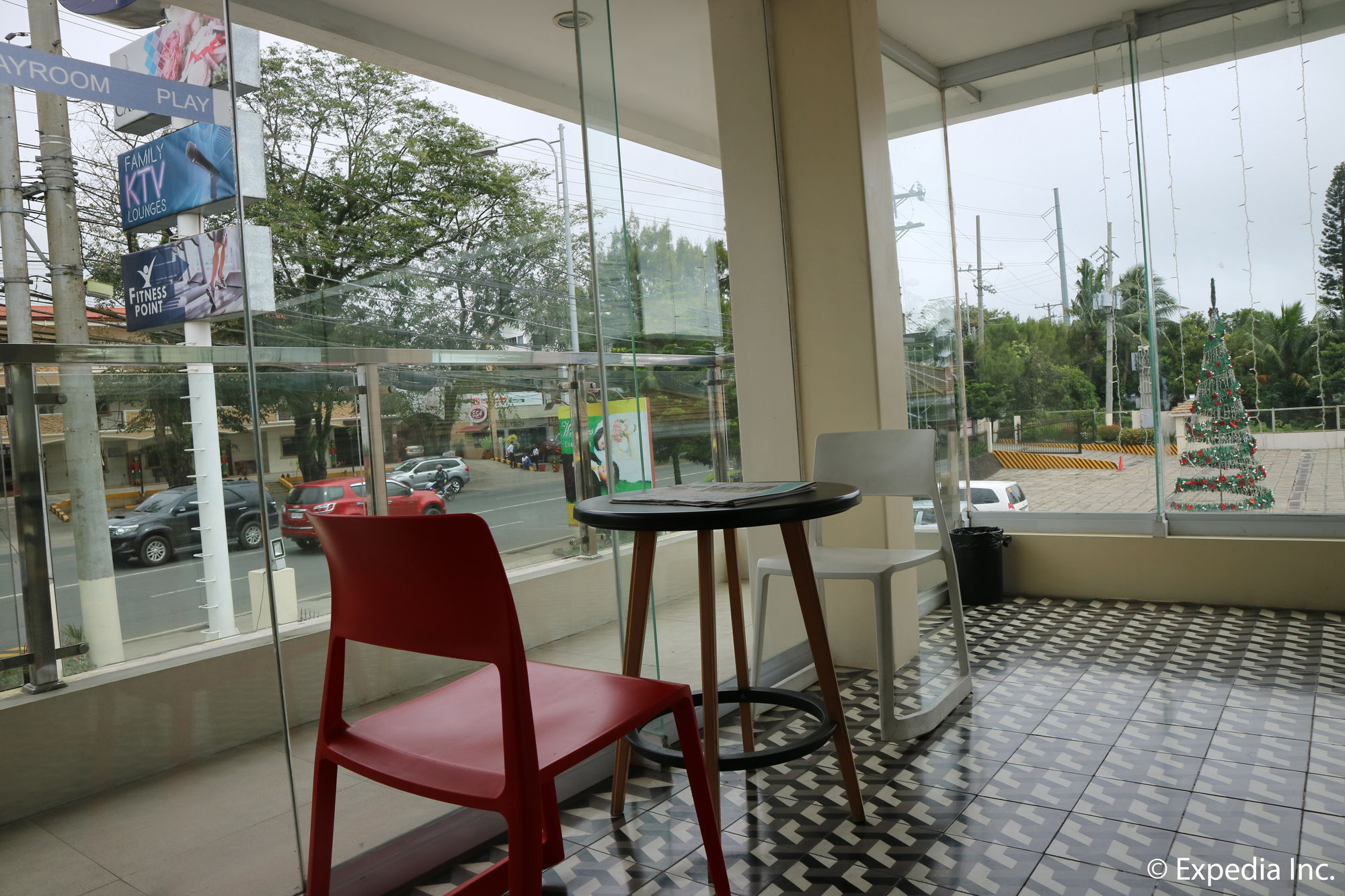 The Lake Hotel Tagaytay Tagaytay City Екстериор снимка