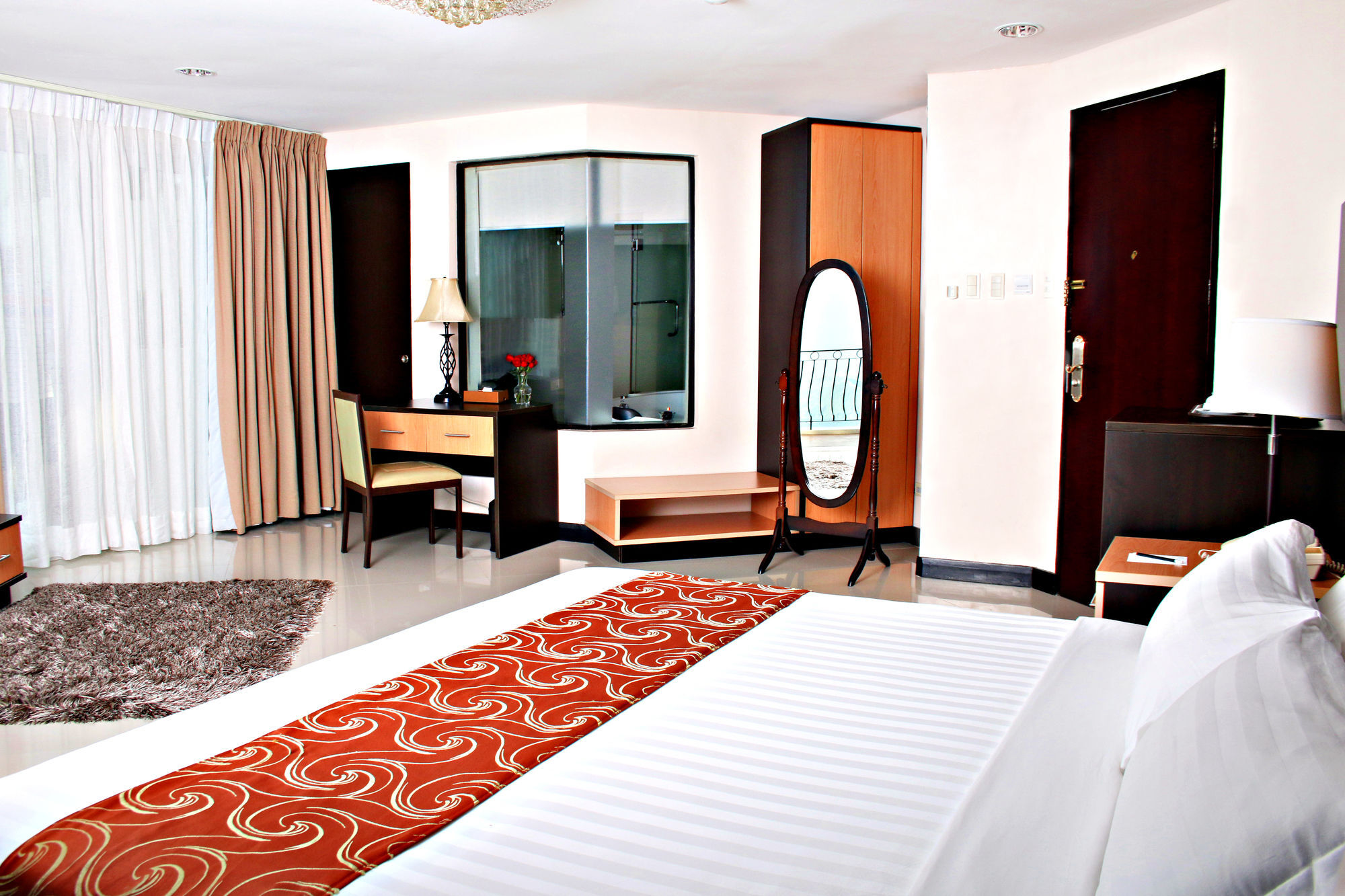 The Lake Hotel Tagaytay Tagaytay City Екстериор снимка