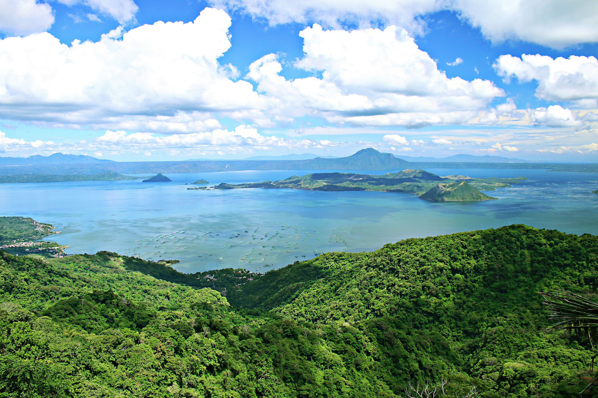 The Lake Hotel Tagaytay Tagaytay City Екстериор снимка